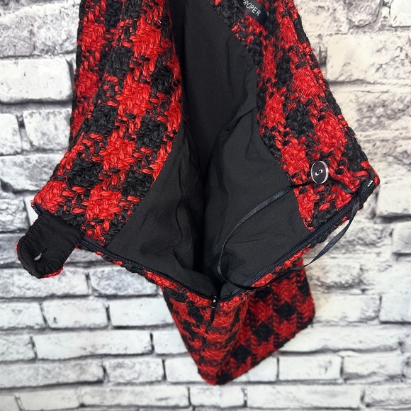 Boston Proper Red and Black Knit Mini Skirt Size 6 - Picture 4 of 5